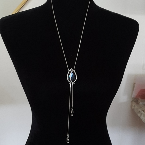 UNBRANED Jewelry - NECKLESS